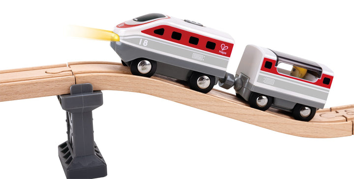 Hape Intercity juna paristoilla