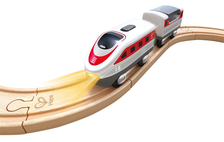 Hape Intercity juna paristoilla